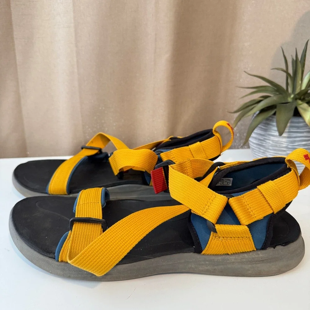 Columbia Santiam Mens Sport Sandals Yellow Blue Hiking Trail Water Shoes